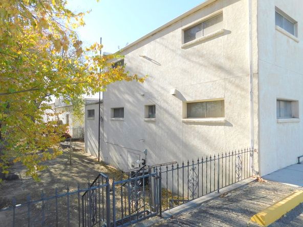 805 E Main St, Farmington, NM 87401